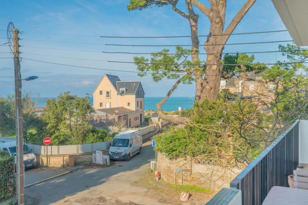 La A Vos Pieds, La A 50m * Dinard